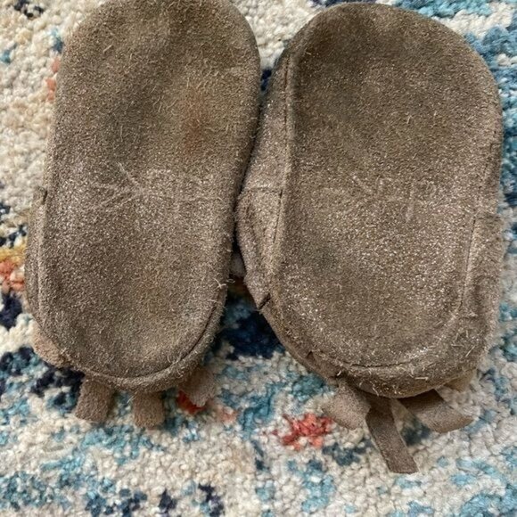 Freshly Picked Sparkle Suede Moccs - Picture 3 of 4